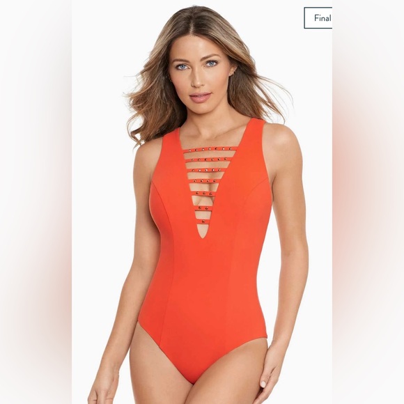 Amoressa Romancing The Stone Veracruz One Piece Swimsuit